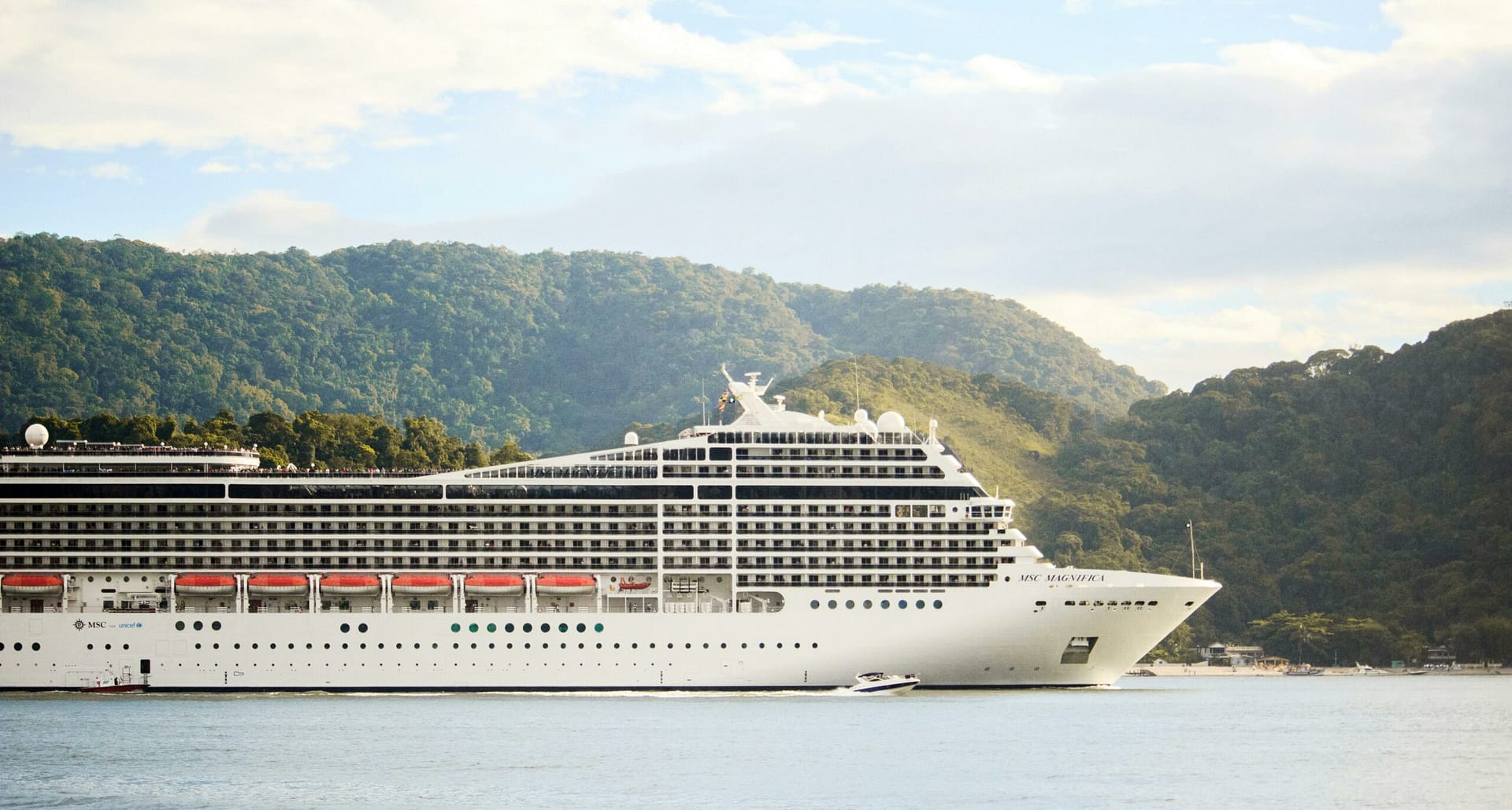 Croisière transatlantique pour votre lune de miel : Une expérience romantique unique